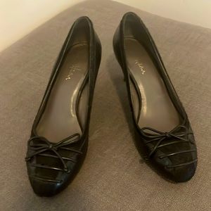 Cole Haan with Nike air technology pumps